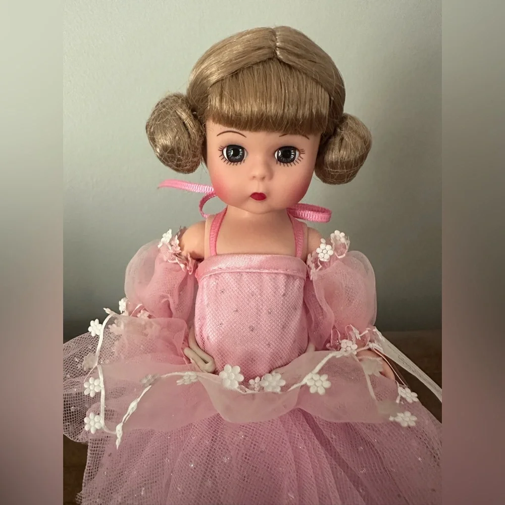 Vtg. Madame Alexander Twirling Confetti Ballerina Doll, 2008